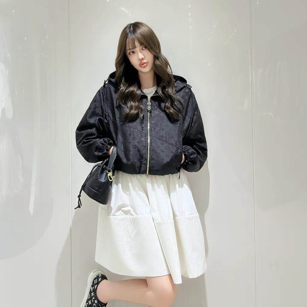 『S-L』大人気 着回し最強 高級感 テクスチャー 立体 裁断 上品 おしゃれ UVカット アウター