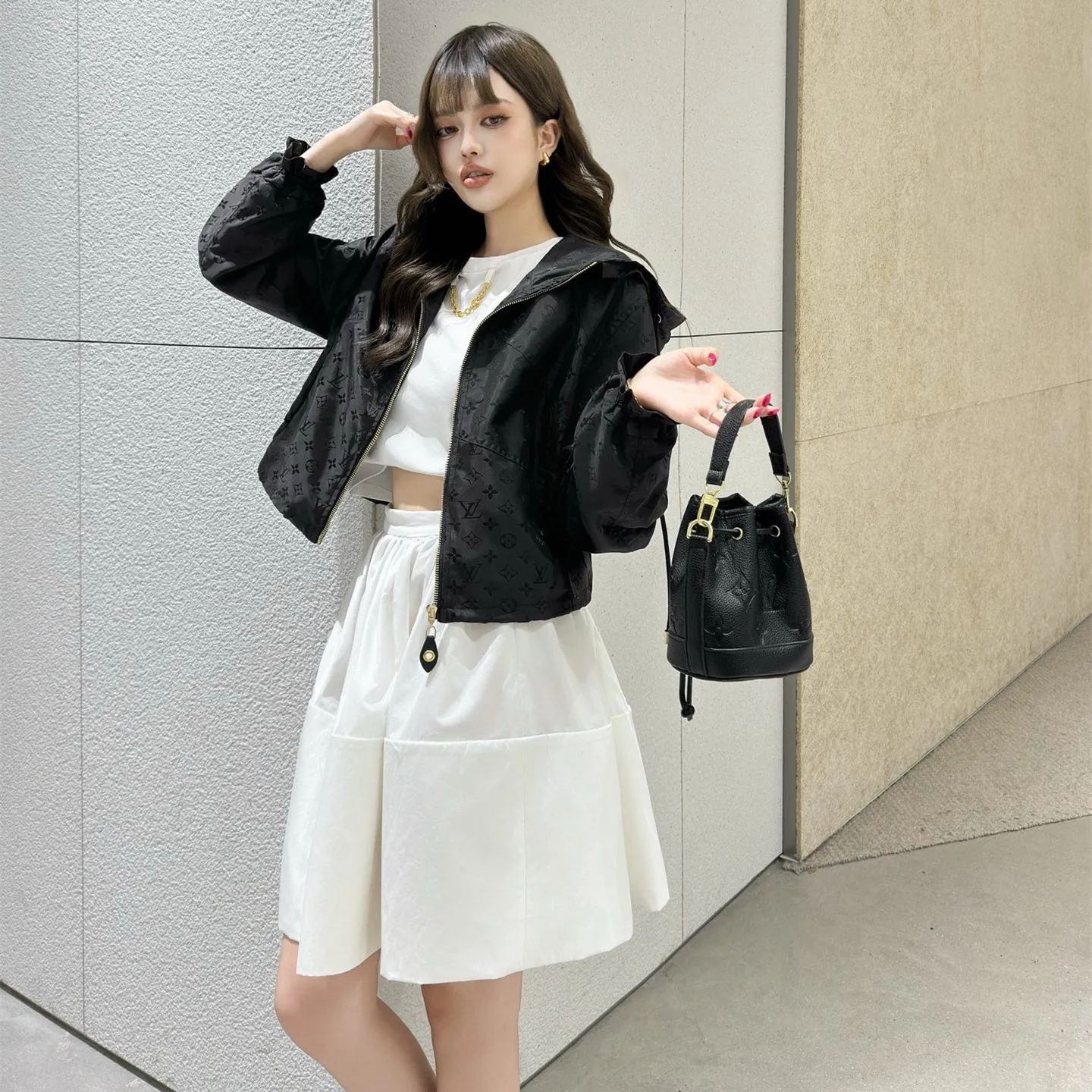 『S-L』大人気 着回し最強 高級感 テクスチャー 立体 裁断 上品 おしゃれ UVカット アウター
