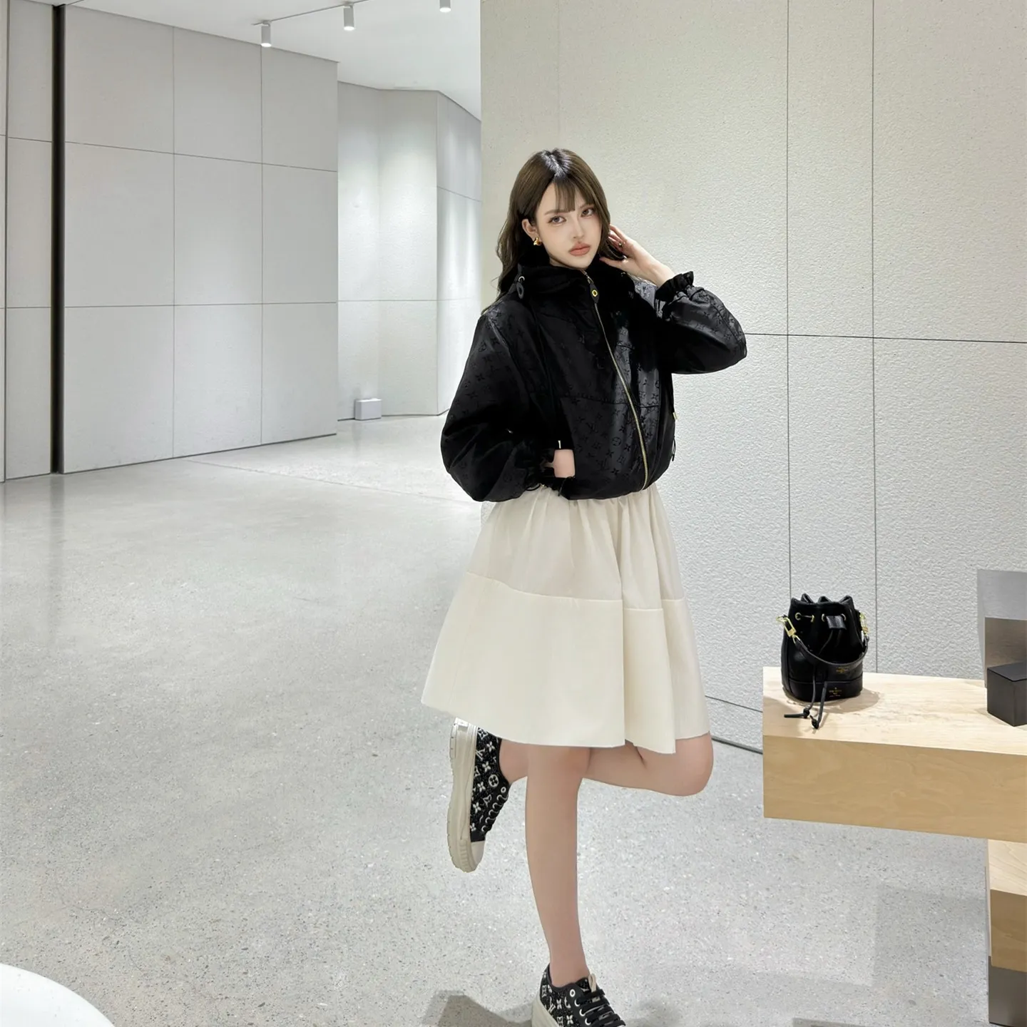 『S-L』大人気 着回し最強 高級感 テクスチャー 立体 裁断 上品 おしゃれ UVカット アウター