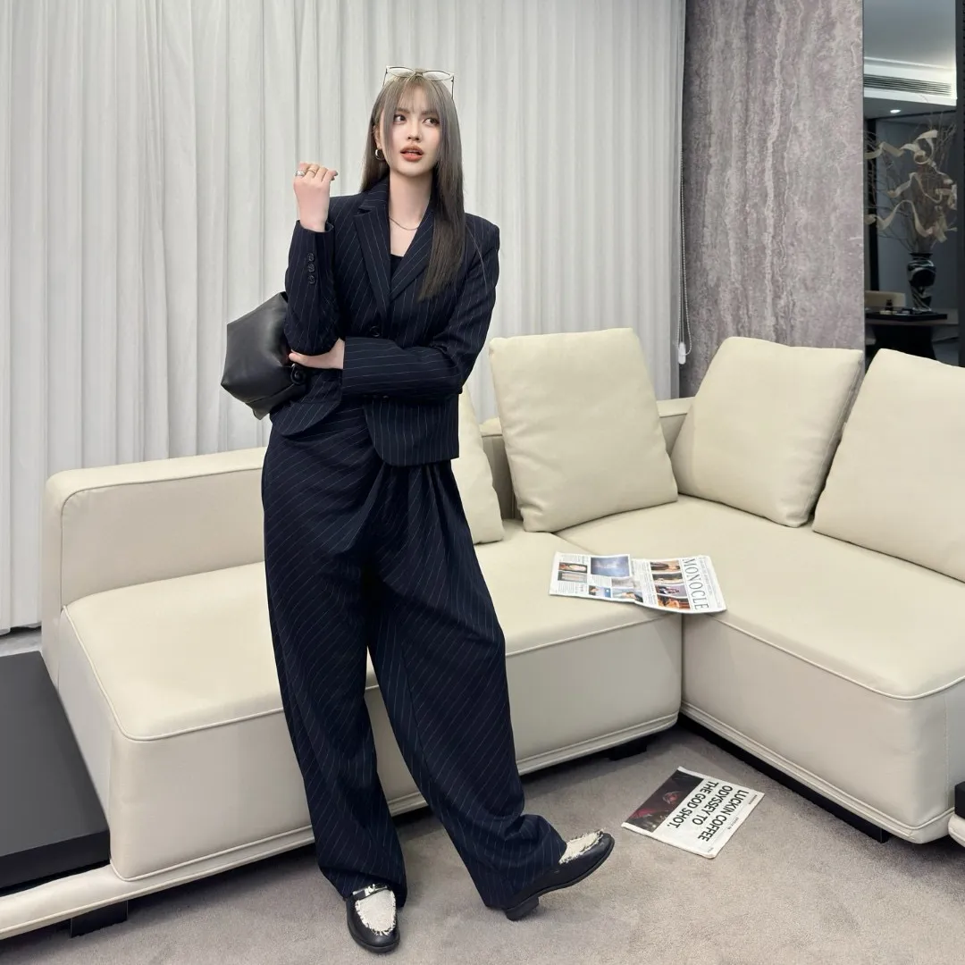『S-L』美人度アップ 高級感 セレブリティ折り襟 ゆったりストライプ アウター/パンツ