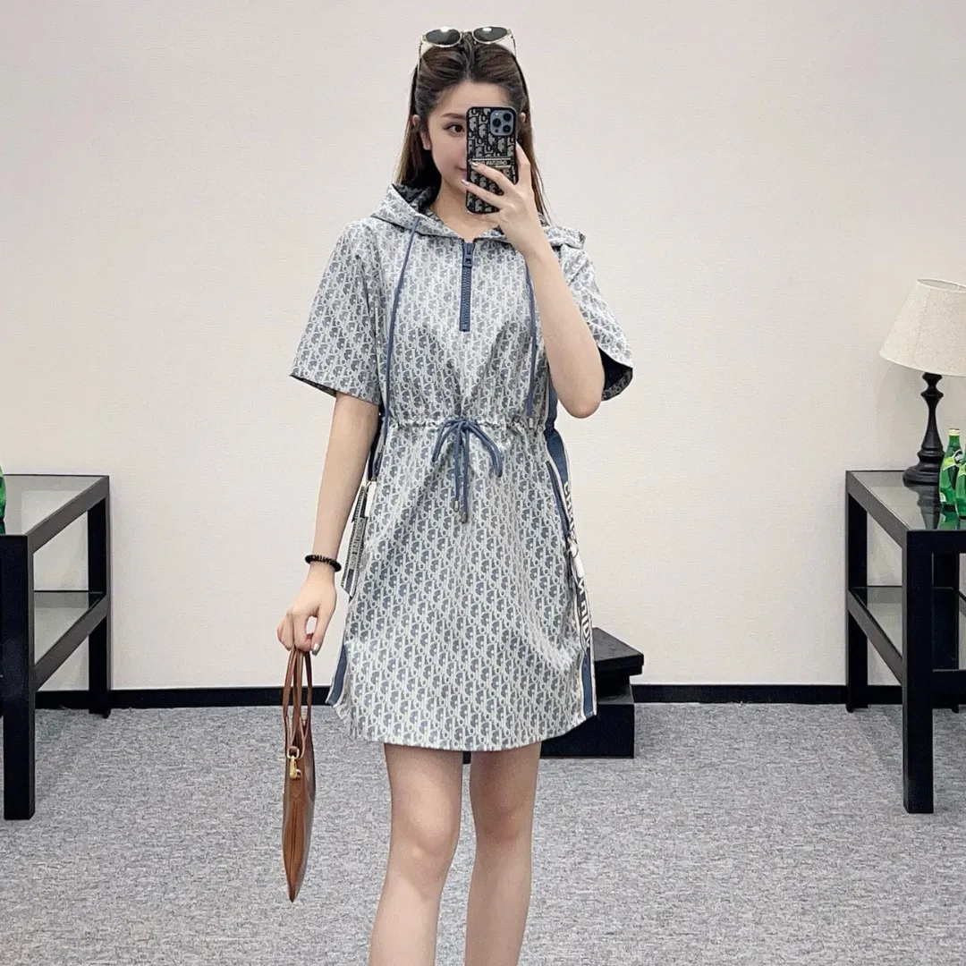 『S-L』おすすめ 大人の定番  トレンド ファッション  フード付き リボン付け スリム ワンピース