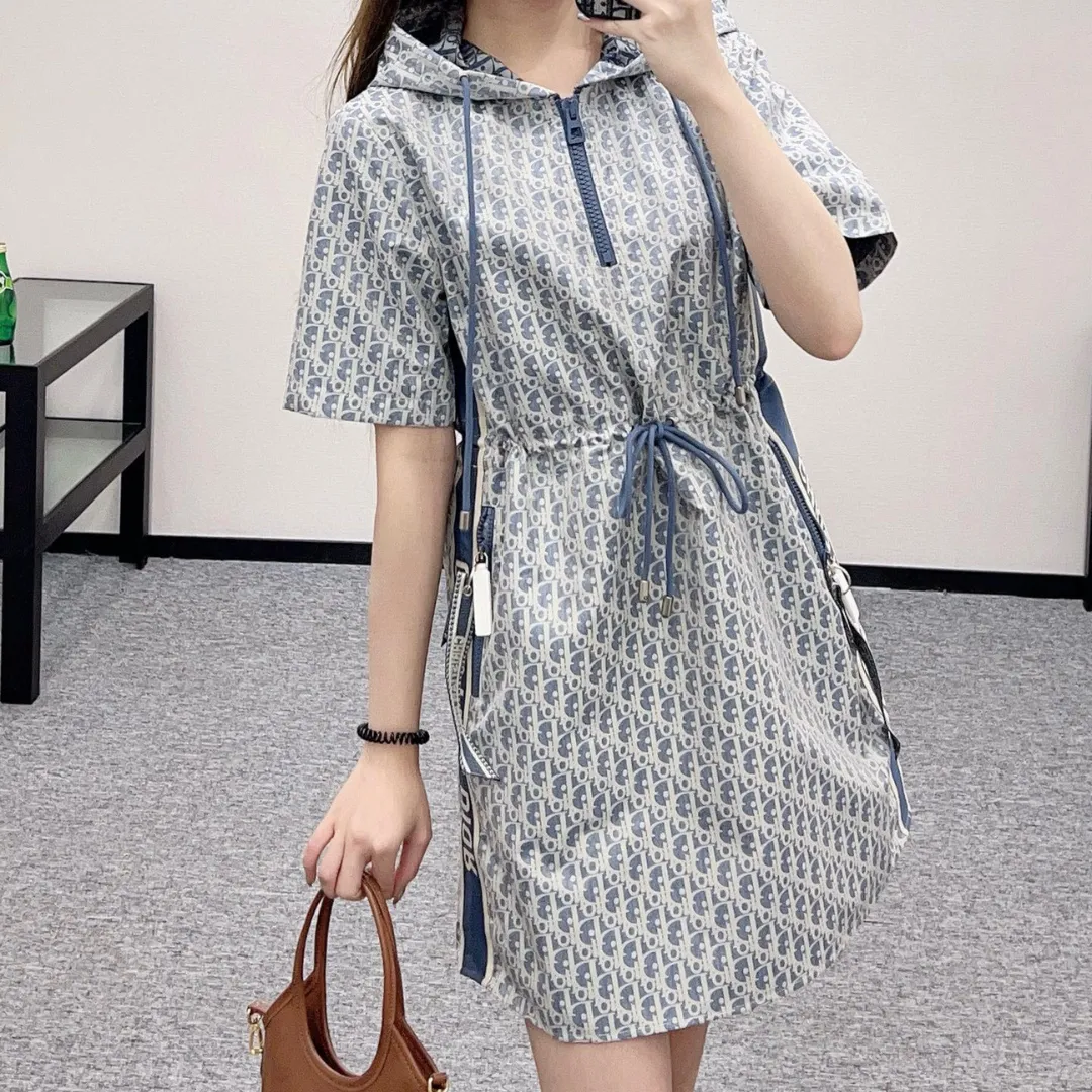 『S-L』おすすめ 大人の定番  トレンド ファッション  フード付き リボン付け スリム ワンピース