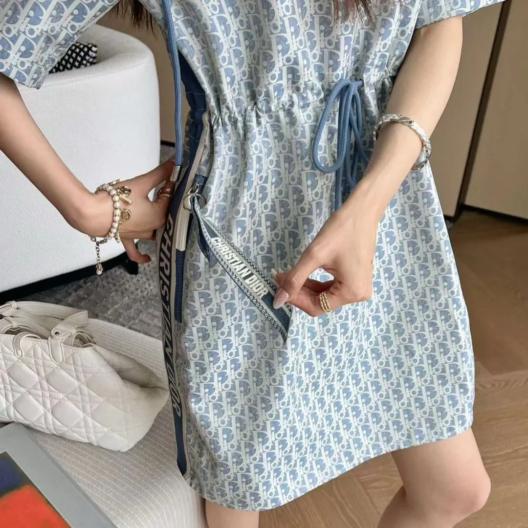 『S-L』おすすめ 大人の定番  トレンド ファッション  フード付き リボン付け スリム ワンピース