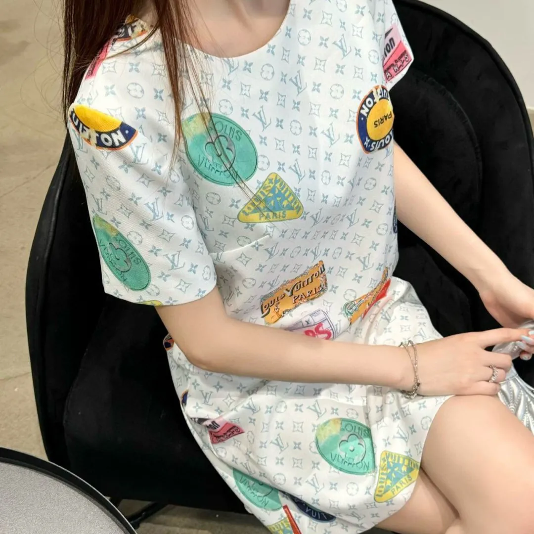 『S-L』質感のいい 絶対流行 上品 可愛い 2色 プリント 通気性 ラウンドネック ワンピース