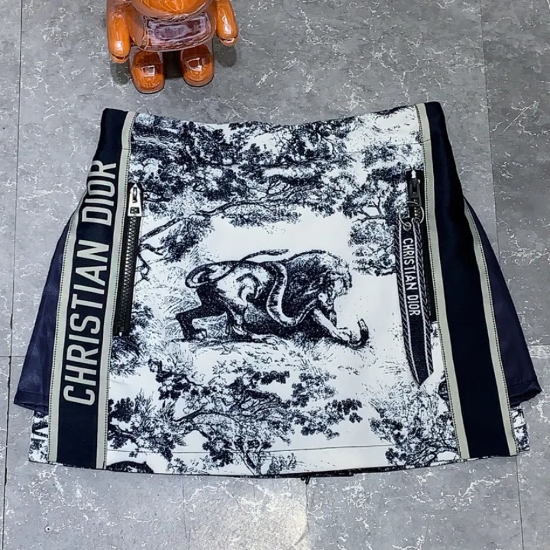 『S-L』美人度アップ トレンド 着瘦せ 若見え 高品質 エレガントスウィート Ｔシャツ スカート