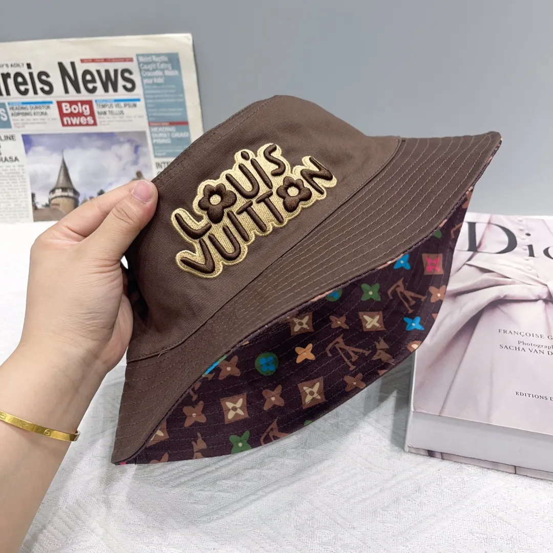 軽量＆折りたたみOK！持ち運びやすい 4色 刺繍 ハット
