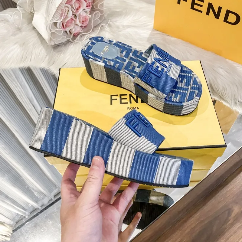 『35-40』大人らしい トレンド 高品質 快適フィット クラシック 脱ぎ履き簡単 スリッパ