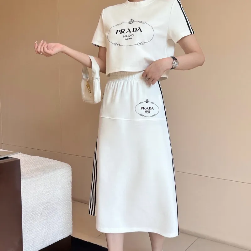 『M』 優しい雰囲気 カジュアル Aライン 着瘦せ  大人らしい 好感度UP  セットアップ