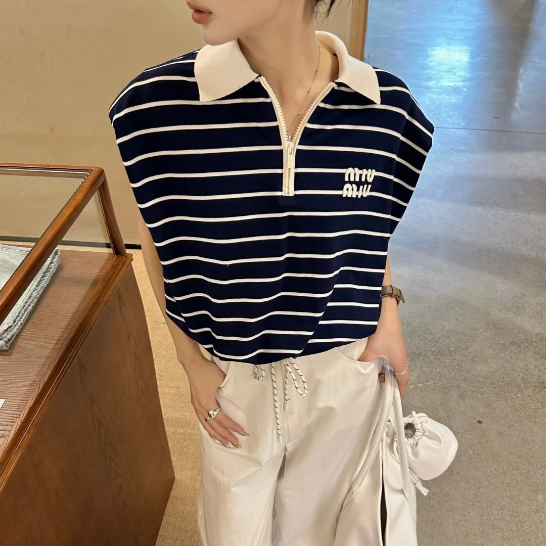『S-L』大人の定番 今季も大流行  フェミニン  シンプル 折り襟 ノースリーブ 2カラー Ｔシャツ