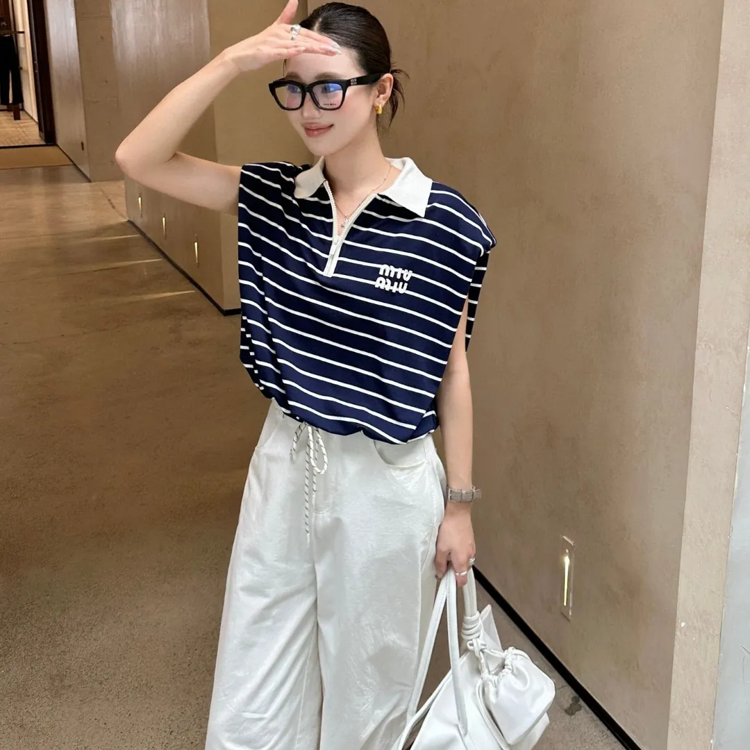 『S-L』大人の定番 今季も大流行  フェミニン  シンプル 折り襟 ノースリーブ 2カラー Ｔシャツ