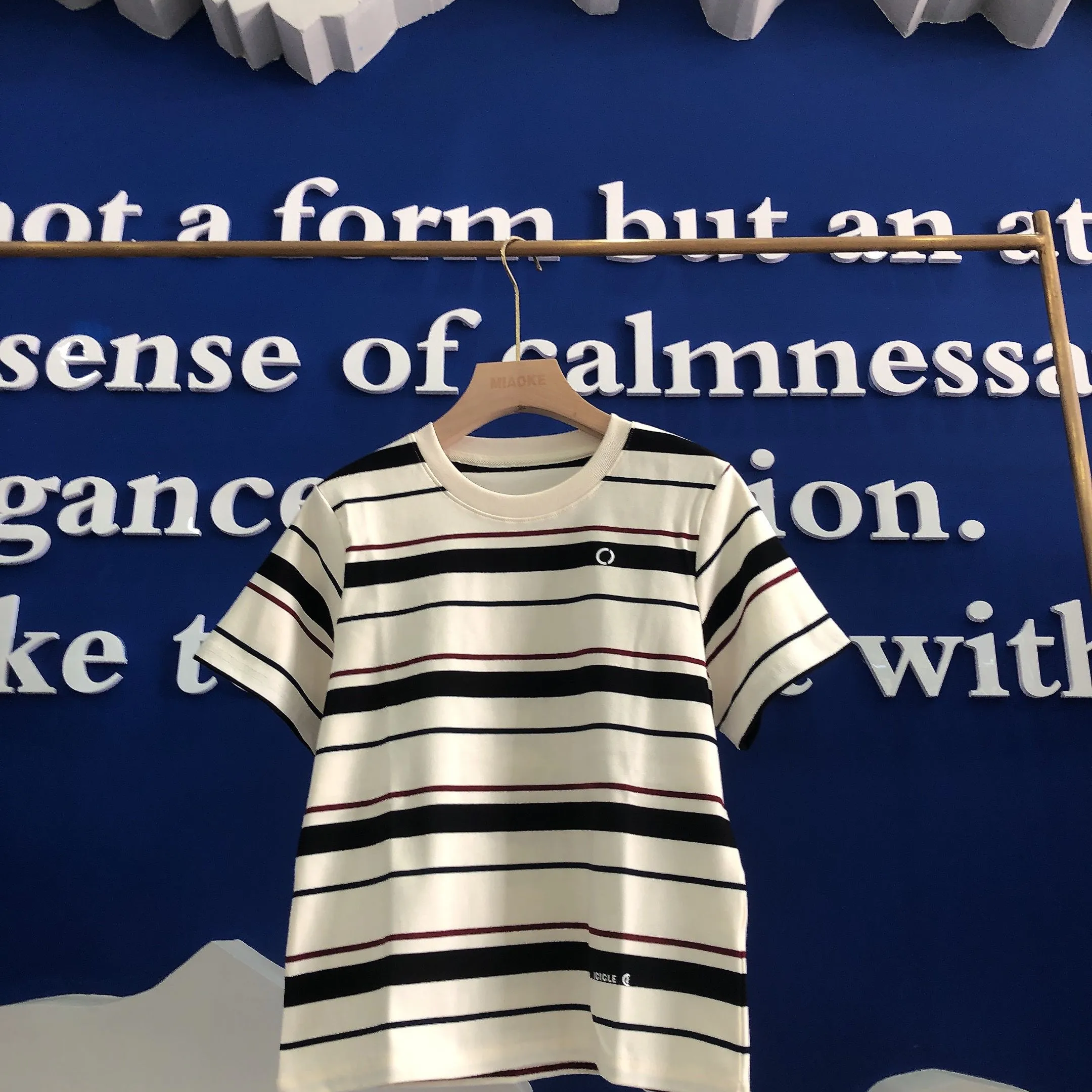 『S-L』大人気 話題沸騰中 気質満点 快適 ラウンドネック ボーダー柄 Tシャツ