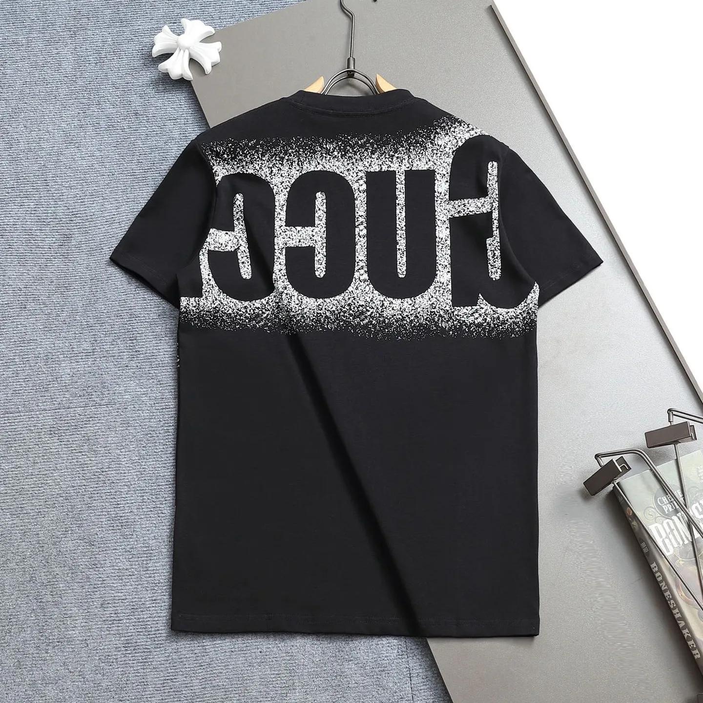 『XS-L』気質満点 二色選べる ゆったり合わせやすい Tシャツ