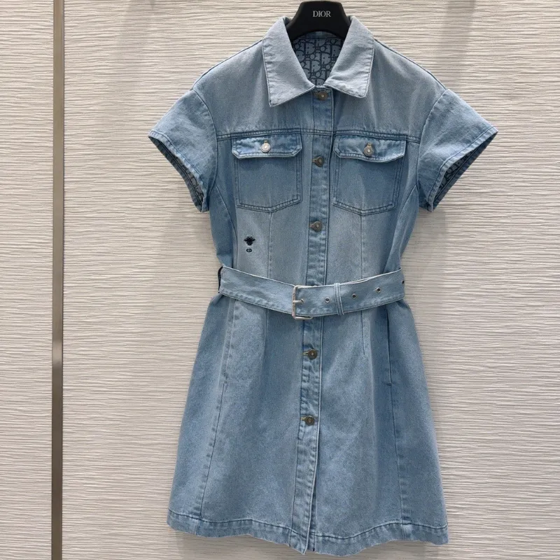 『S-L』今季も大流行 組み合わせやすい シンプル ボタン 折り襟 デニムワンピース
