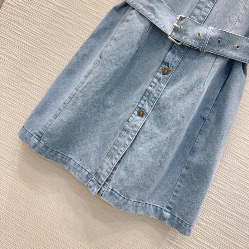 『S-L』今季も大流行 組み合わせやすい シンプル ボタン 折り襟 デニムワンピース