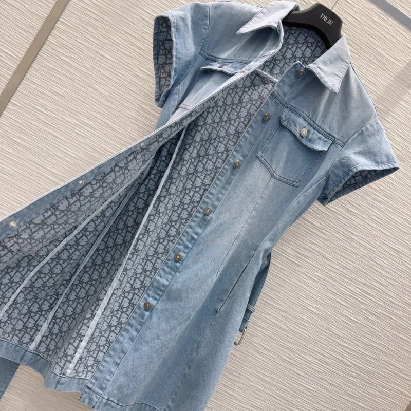 『S-L』今季も大流行 組み合わせやすい シンプル ボタン 折り襟 デニムワンピース