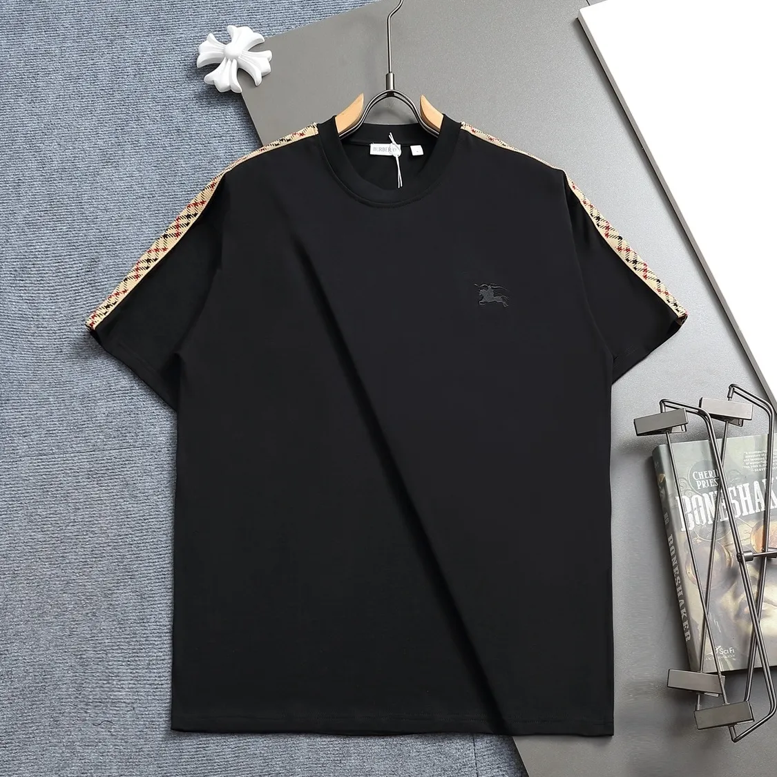 『XS-L』大人の定番 三色選べる クラッシック高級感 Tシャツ