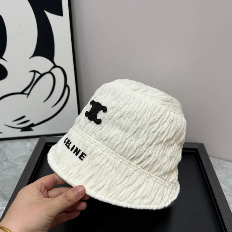 大注目 超人気商品 ファッション モード 無地 定番 タック ハット