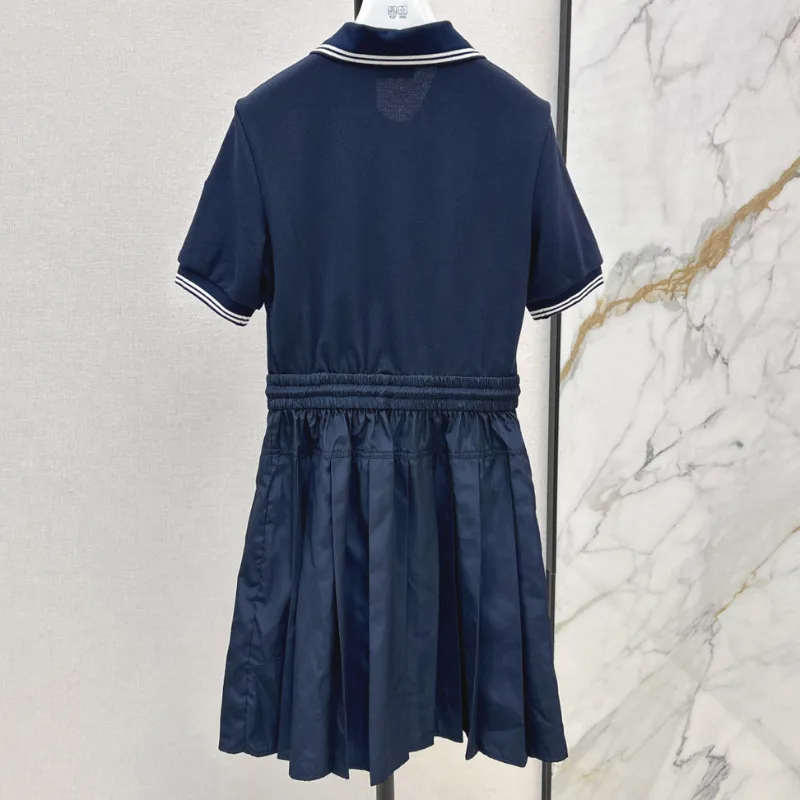 『S-L』圧倒的セクシー 元気いっぱい  シンプル キュート 折り襟 無地 ワンピース
