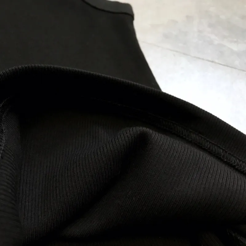 『M-L』憧れ 激売れ中 手触り良く キレカジ コットン Uネック Ｔシャツ