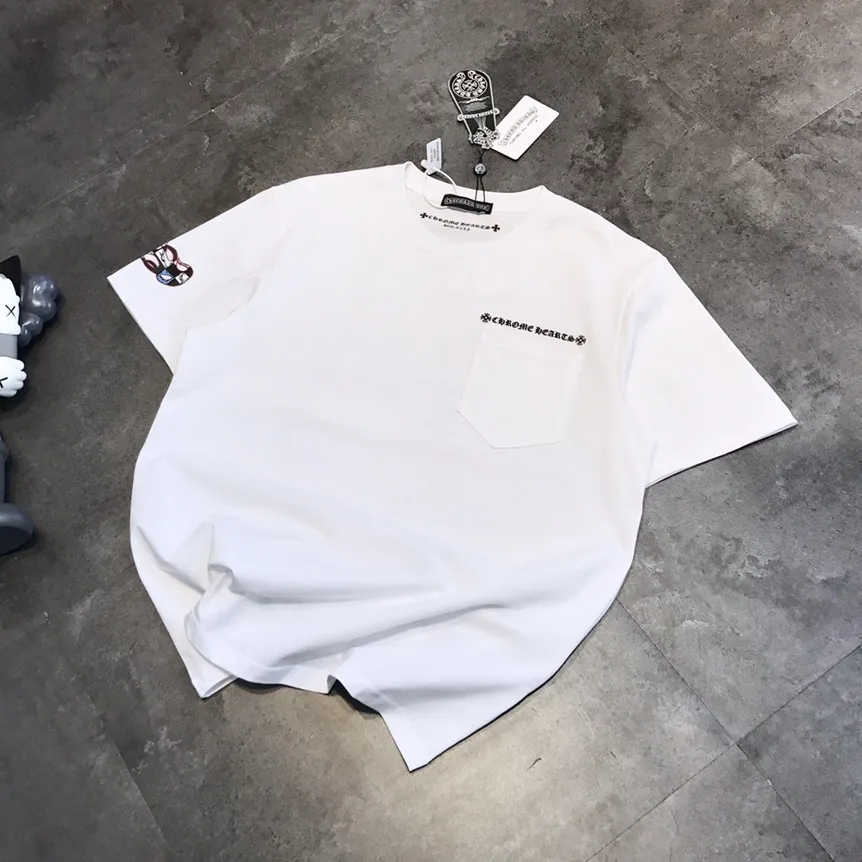 『L-XL』オーバーサイズ清潔感のあるルック 軽量素材  ポケット付き Tシャツ