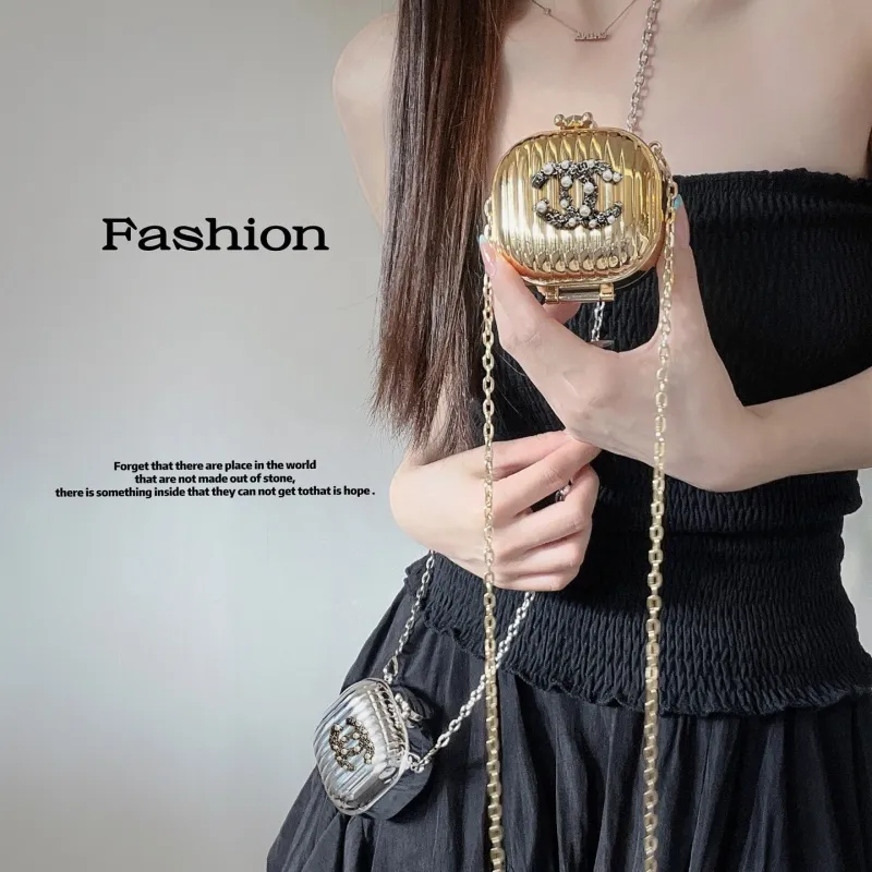 高品質 フェミニン クロスボディバッグ