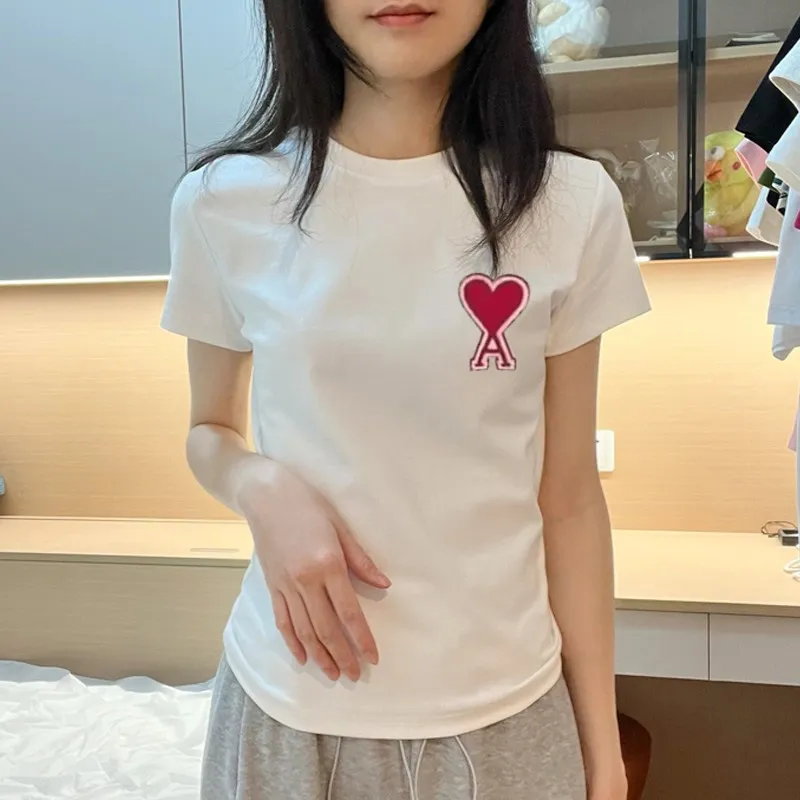『M-XL』今季も大流行 着心地良い ファッション 着やせ効果 合わせやすい 通気性 刺繍Ｔシャツ