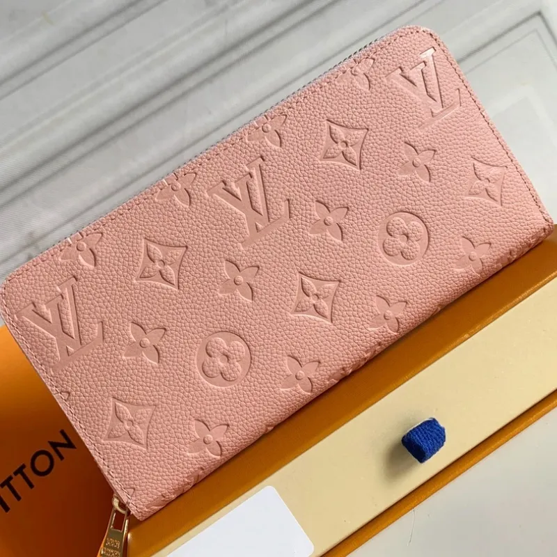 人気上昇中 質感のいい エレガント 高品質 収納力抜群 繊細 通勤 財布