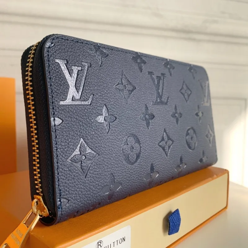 人気上昇中 質感のいい エレガント 高品質 収納力抜群 繊細 通勤 財布