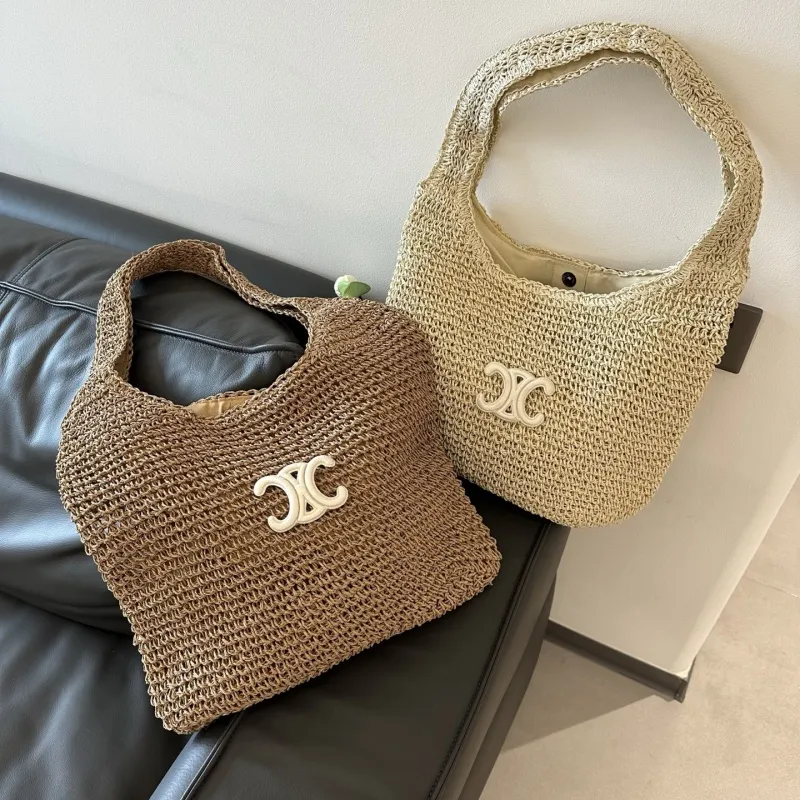 売れ筋 人気上昇中 合わせやすい 質感のいい 大人らしい ショルダーバッグ