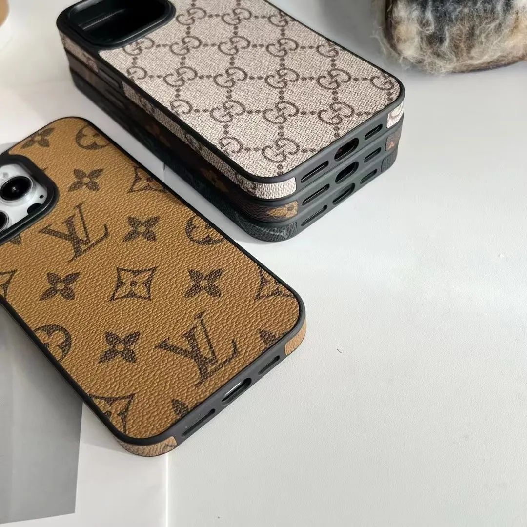 多色展開 シンプルで飽きのこないデザイン 軽量 スマホケース