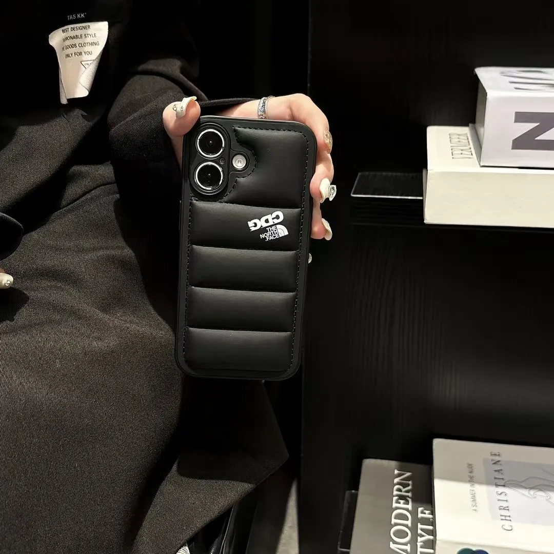 多色展開 サラサラとした手触り 軽量 スマホ全体をしっかり守る スマホケース