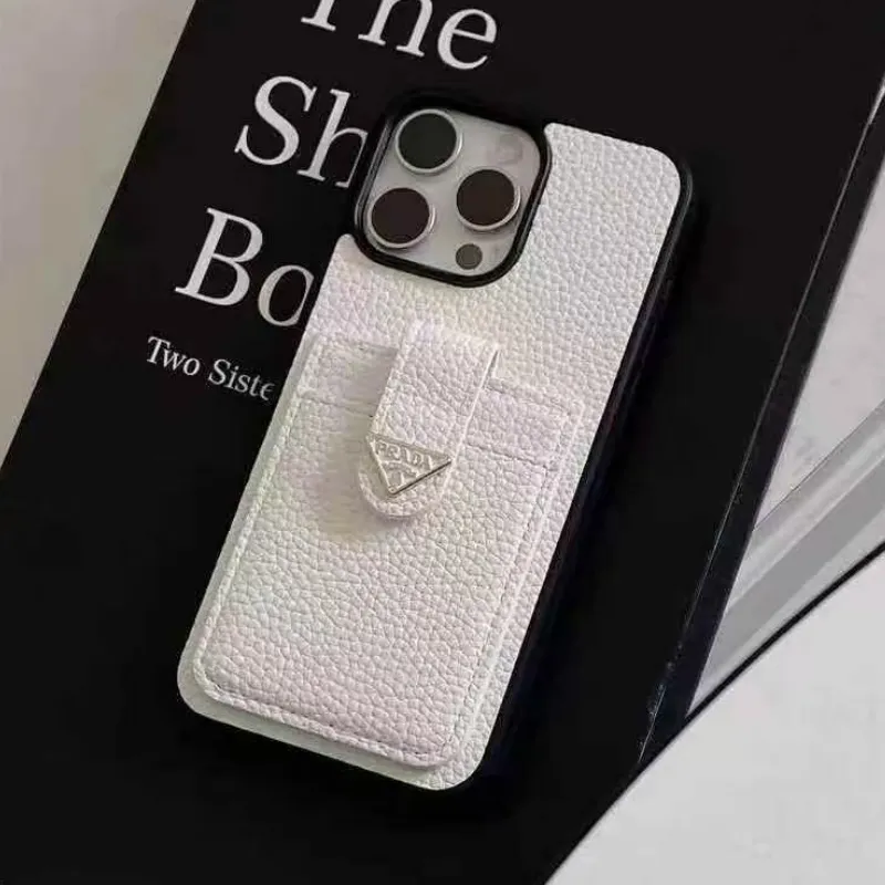 見逃し厳禁 モード 高級感のある雰囲気 控えめな贅沢 スマホケース