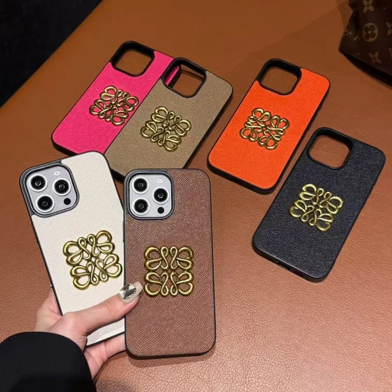 超特価 ボタン中空デザイン 立体的な金属パターン スマホケース