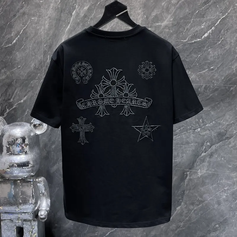 『S-XL』雑誌掲載商品 真空刺繍 重厚な刺繍 大きなパターン Tシャツ