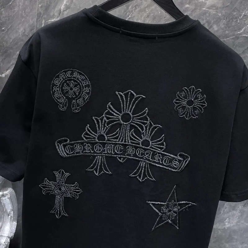 『S-XL』雑誌掲載商品 真空刺繍 重厚な刺繍 大きなパターン Tシャツ